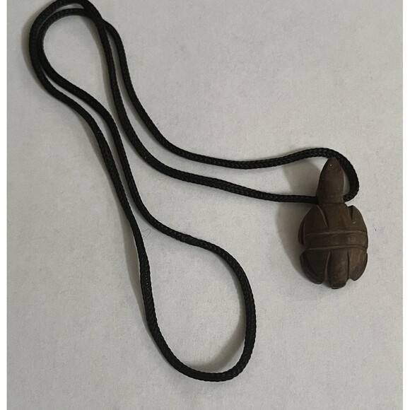 Sea Turtle Necklace Wooden Pendant Handcrafted Wood Marine Amulet Ocean Surf New - Picture 3 of 4